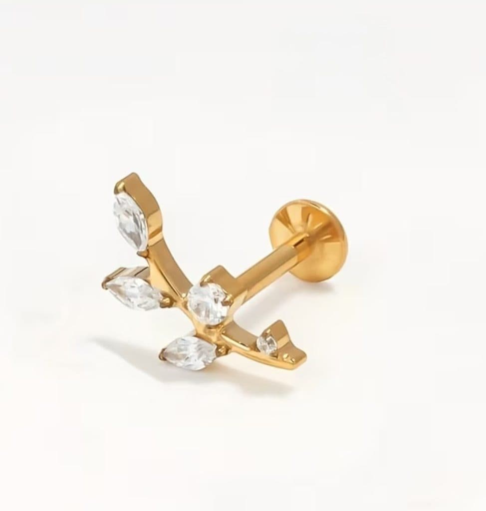 Studio jewelry P32